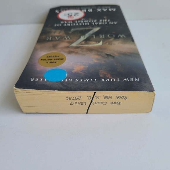 5/$12 Book Movie Tie In World War Z Oral History Zombie War Brooks Apocalypse - Picture 9 of 9